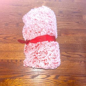 Fluffy reversible Throw Blanket